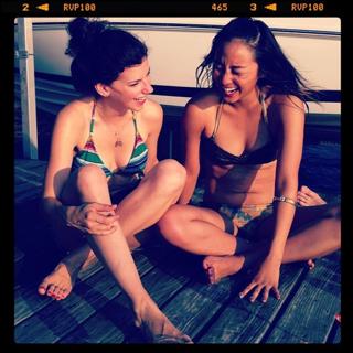 Greta Lee feet photo thumbnail