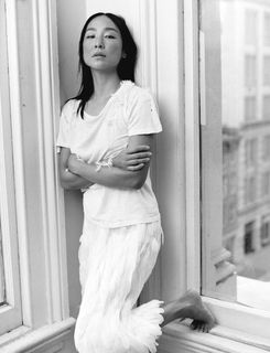 Greta Lee feet photo thumbnail