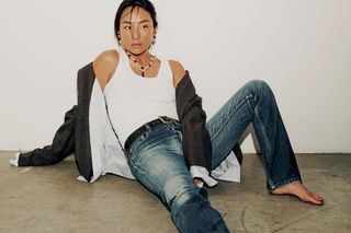 Greta Lee feet photo 3