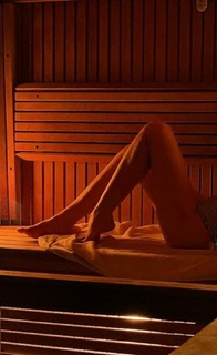 Greta Menchi feet photo 1