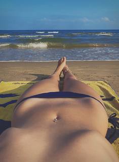 Greta Ray feet photo thumbnail