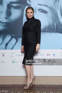 Greta Scarano feet photo 5