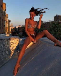 Greta Zuccarello feet photo 2