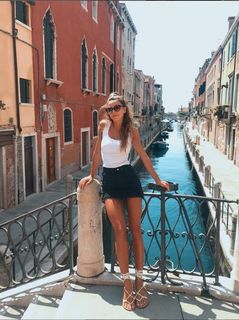 Greta Zuccarello feet photo 1