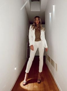 Greta Zuccarello feet photo 8