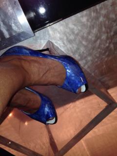 Gretchen Carlson feet photo thumbnail