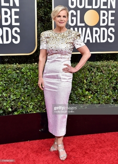 Gretchen Carlson feet photo thumbnail