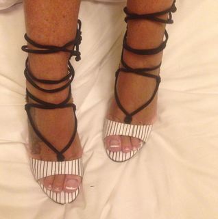 Gretchen feet photo 2