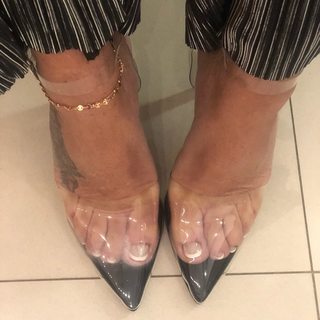 Gretchen feet photo 18