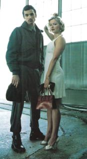 Gretchen Mol feet photo thumbnail