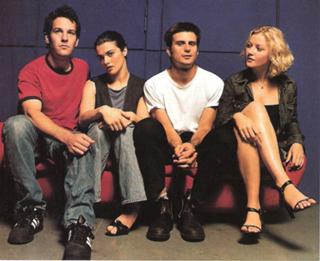 Gretchen Mol feet photo thumbnail