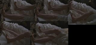 Gretchen Mol feet photo thumbnail