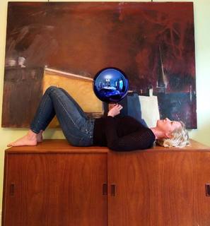 Gretchen Mol feet photo thumbnail