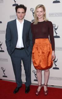 Gretchen Mol feet photo thumbnail