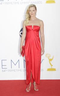 Gretchen Mol feet photo thumbnail