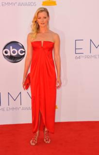 Gretchen Mol feet photo thumbnail