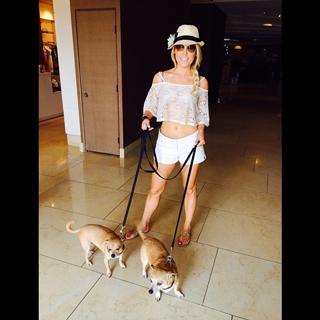Gretchen Rossi feet photo thumbnail