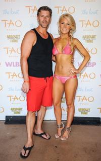 Gretchen Rossi feet photo thumbnail
