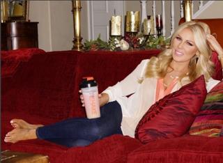 Gretchen Rossi feet photo thumbnail