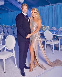 Gretchen Rossi feet photo thumbnail
