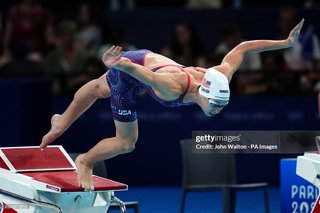 Gretchen Walsh feet photo 12