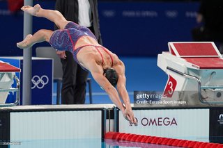Gretchen Walsh feet photo 11
