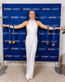 Gretchen Walsh feet photo 11