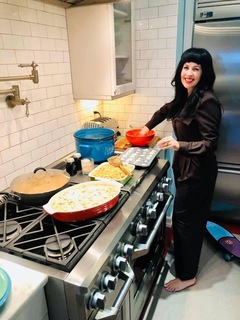 Grey DeLisle feet photo 8