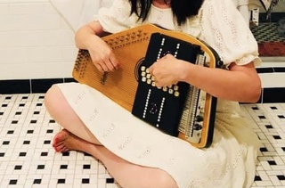 Grey DeLisle feet photo 5