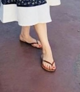 Grey DeLisle feet photo 3