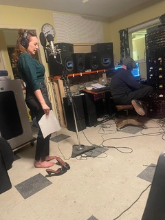 Grey DeLisle feet photo 19