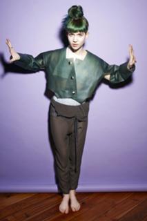 Grimes feet photo thumbnail