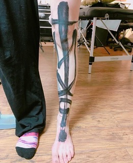 Grimes feet photo thumbnail