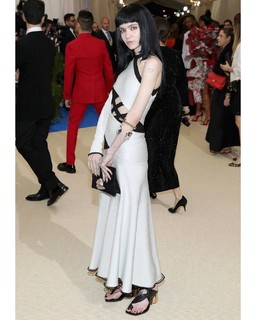 Grimes feet photo thumbnail