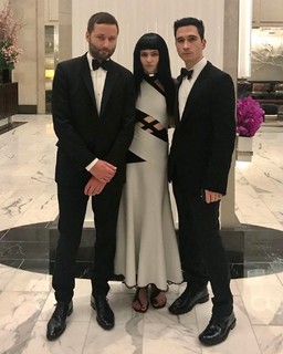 Grimes feet photo thumbnail