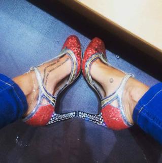 Guendalina Canessa feet photo 4