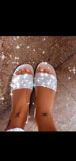 Guendalina Canessa feet photo 10