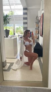 Guendalina Canessa feet photo 10
