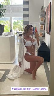 Guendalina Canessa feet photo 14