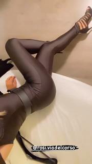 Guendalina Canessa feet photo 14