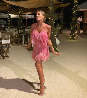 Guendalina Canessa feet photo 10