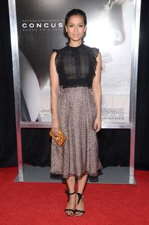 Gugu Mbatha-Raw feet photo thumbnail