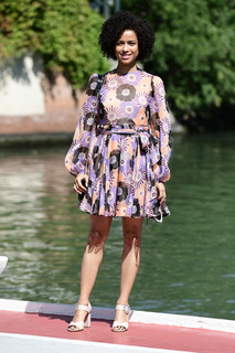 Gugu Mbatha-Raw feet photo thumbnail