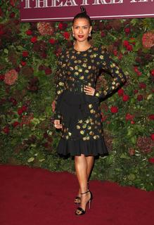 Gugu Mbatha-Raw feet photo thumbnail