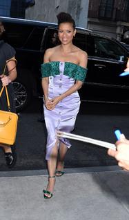 Gugu Mbatha-Raw feet photo thumbnail
