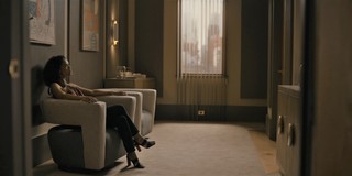 Gugu Mbatha-Raw feet photo thumbnail