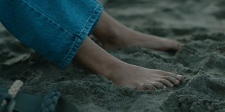 Gugu Mbatha-Raw feet photo thumbnail
