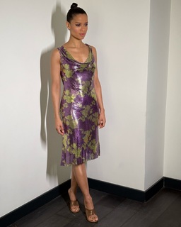Gugu Mbatha-Raw feet photo thumbnail