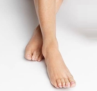 Guillermina Valdez feet photo 10