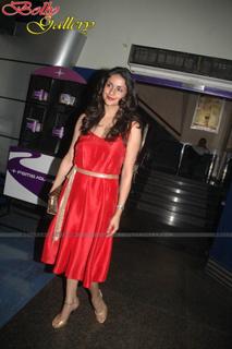 Gul Panag feet photo 15